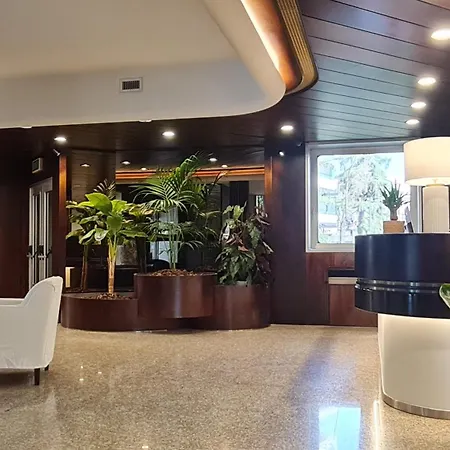Garden Michelangelo Hotel 4*
